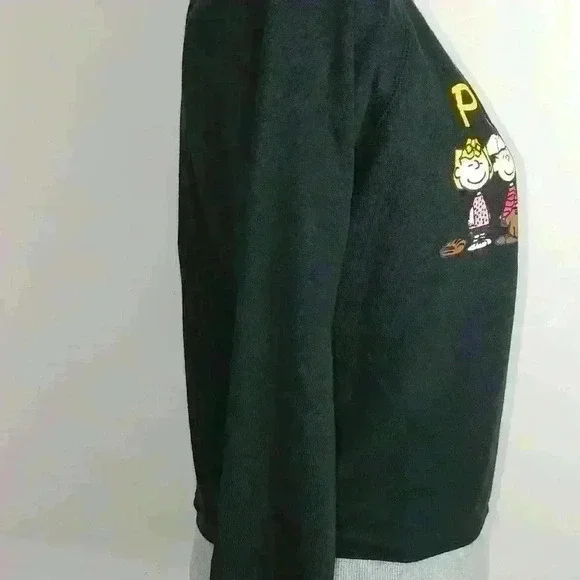 Peanuts Black Sweater Charlie Friends Sz M - Picture 6 of 8